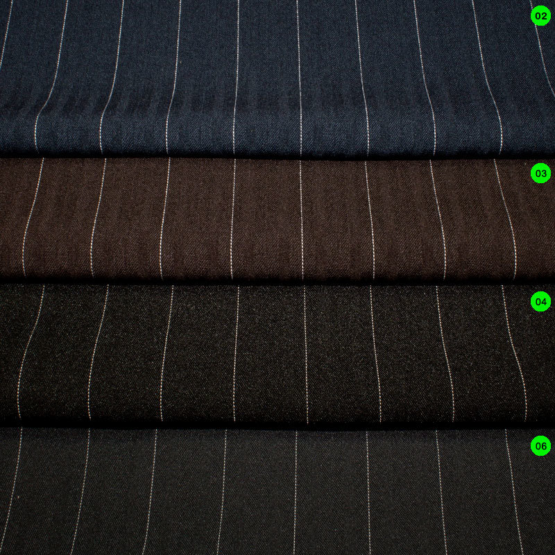 Feingabardine Nadelstreifen 22 mm 04 schwarz