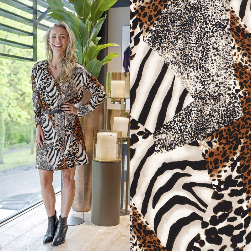 Modestoffe Punta di Roma, Bedruckt  Animal, ziegel (Kleid) Öko Tex