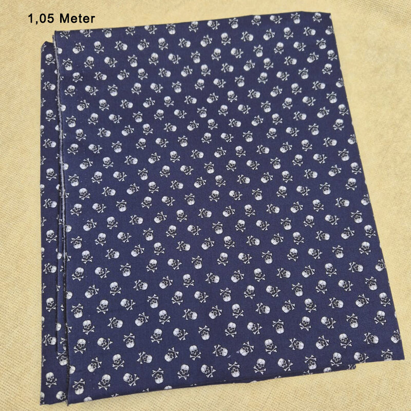 BW Popeline bedruckt Totenkopf klein, ÖkoTex, marine; 1,05 Meter