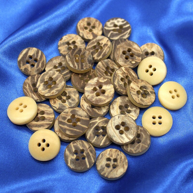 Trachtenknopf  in Holzoptik, braun, 18 mm