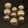 Metallknopf mit Muster, gold, 17 bis 22 mm