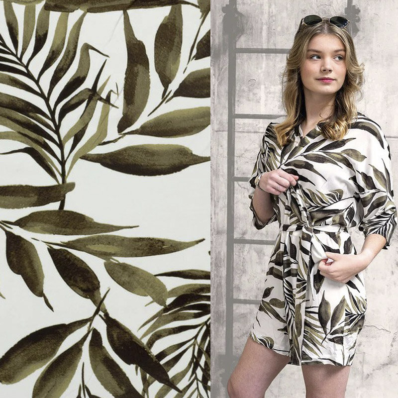 Modestoffe Damen, Viscose Popelin Stoff bedruckt, Blätter, khaki-grün (Jumpsuit)